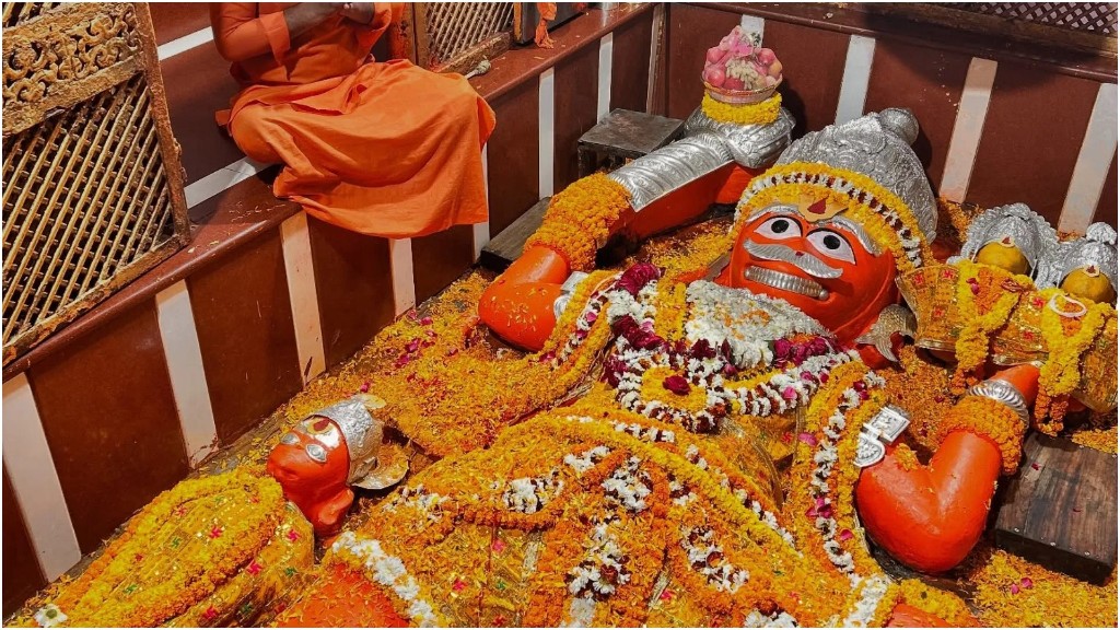 Official darshan — Shri Bade Hanuman Ji